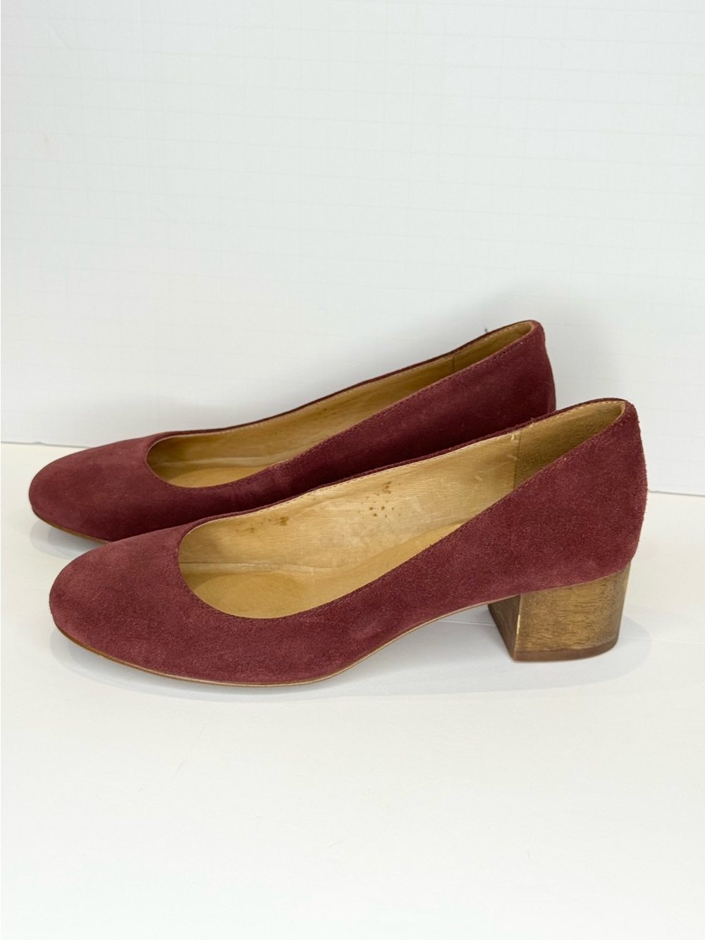 Madewell Ella Pumps Wood Heel Women's Size 6 Round Toe Suede Burgundy